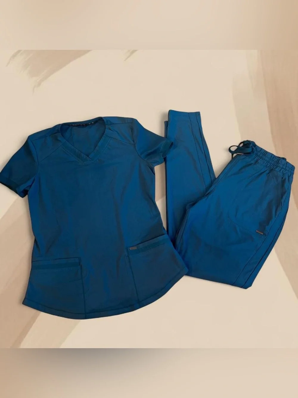 Cherokee Blue Scrub Set - Top size:  Small &  Pants size : Medium /Tall